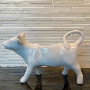 APILCO | Porcelain Cow Creamer